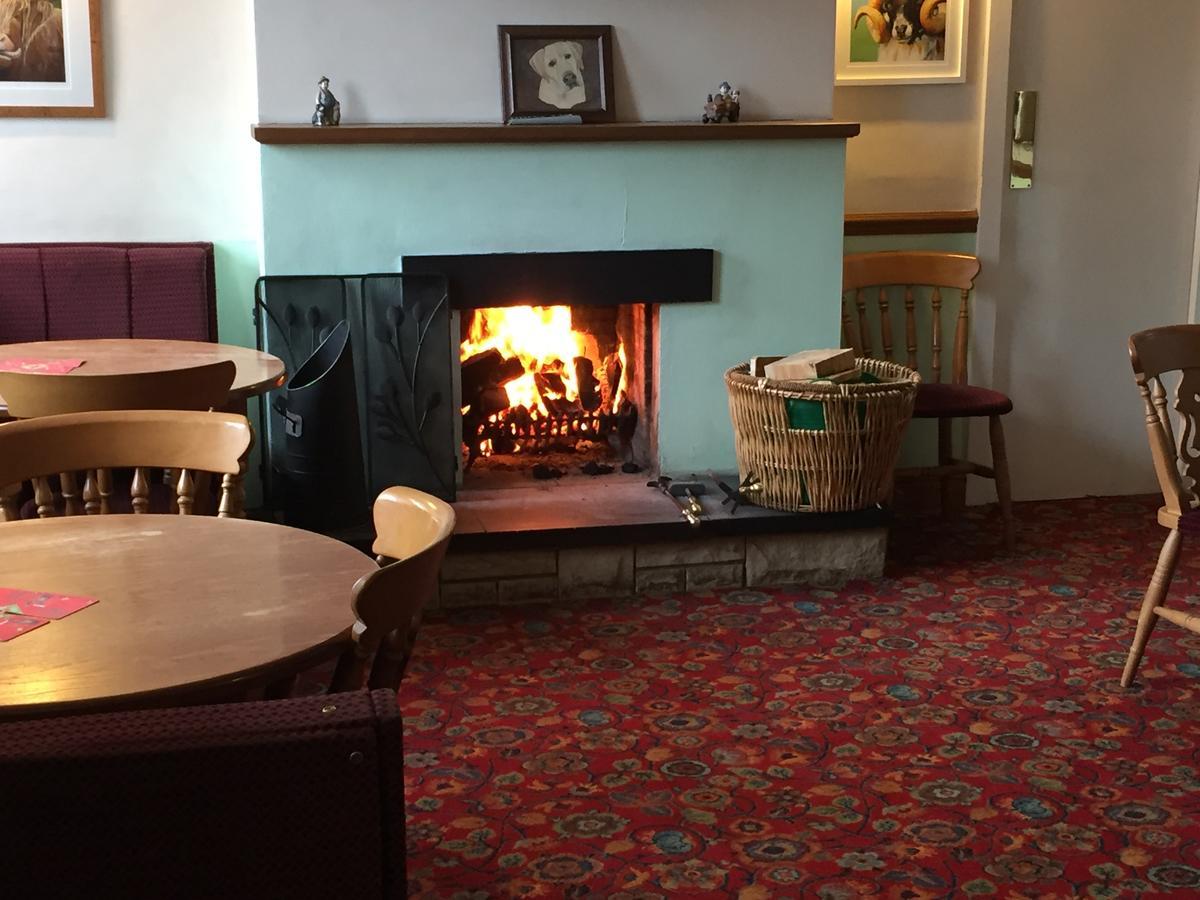 Cross Keys Hotel Canonbie Esterno foto