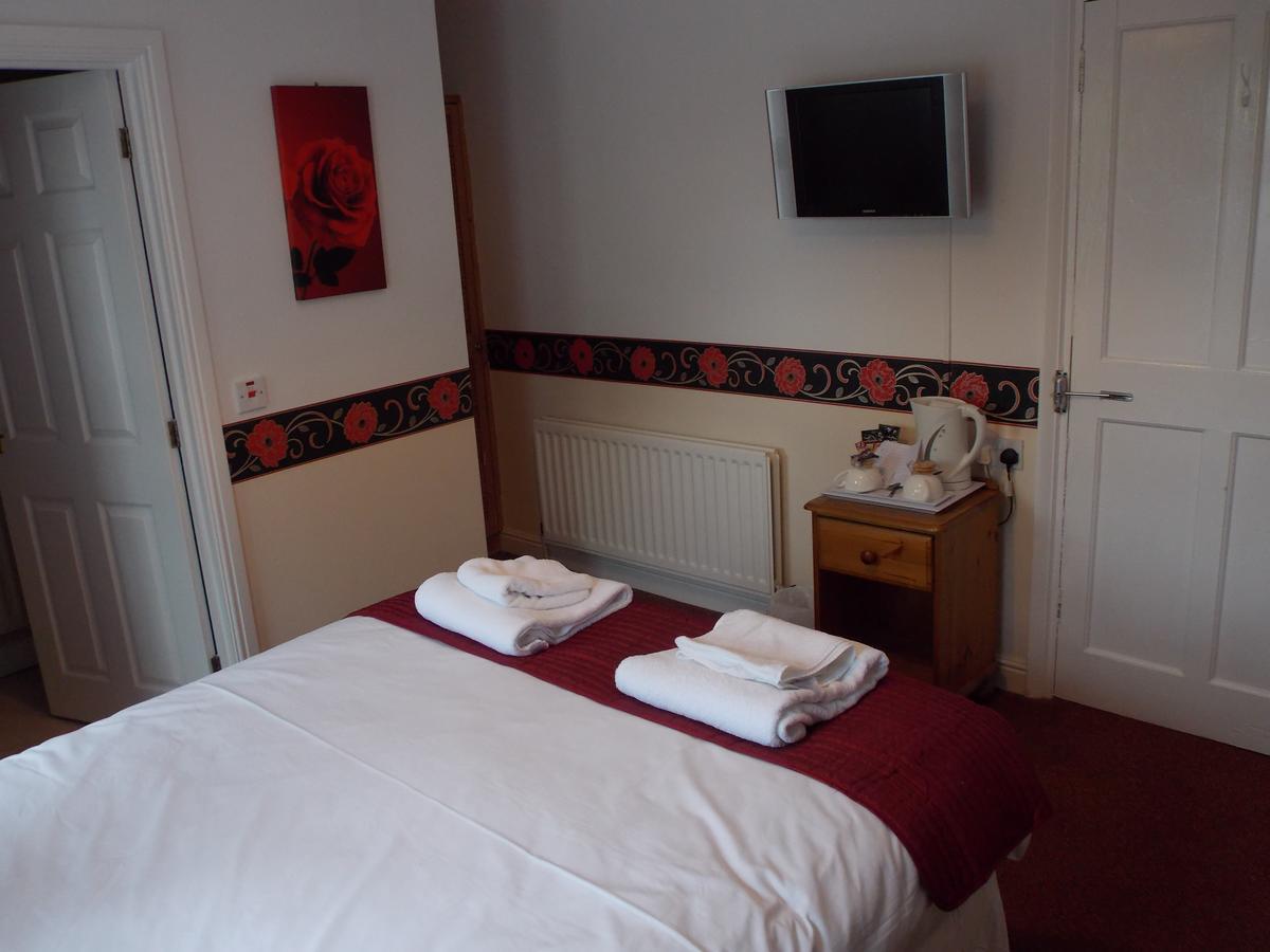 Cross Keys Hotel Canonbie Esterno foto