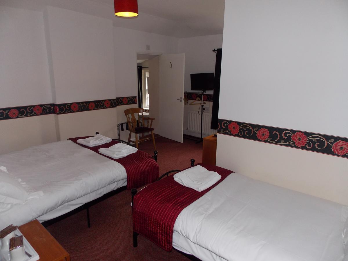 Cross Keys Hotel Canonbie Esterno foto