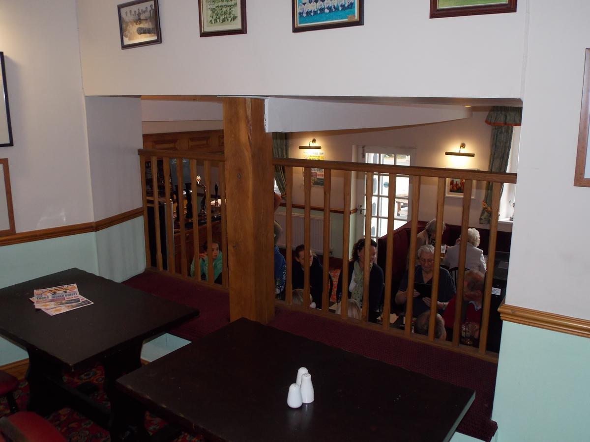 Cross Keys Hotel Canonbie Esterno foto
