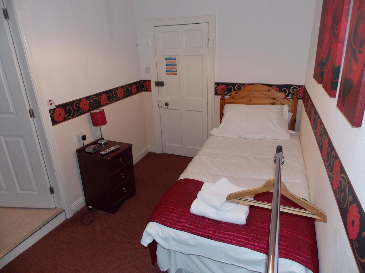 Cross Keys Hotel Canonbie Esterno foto