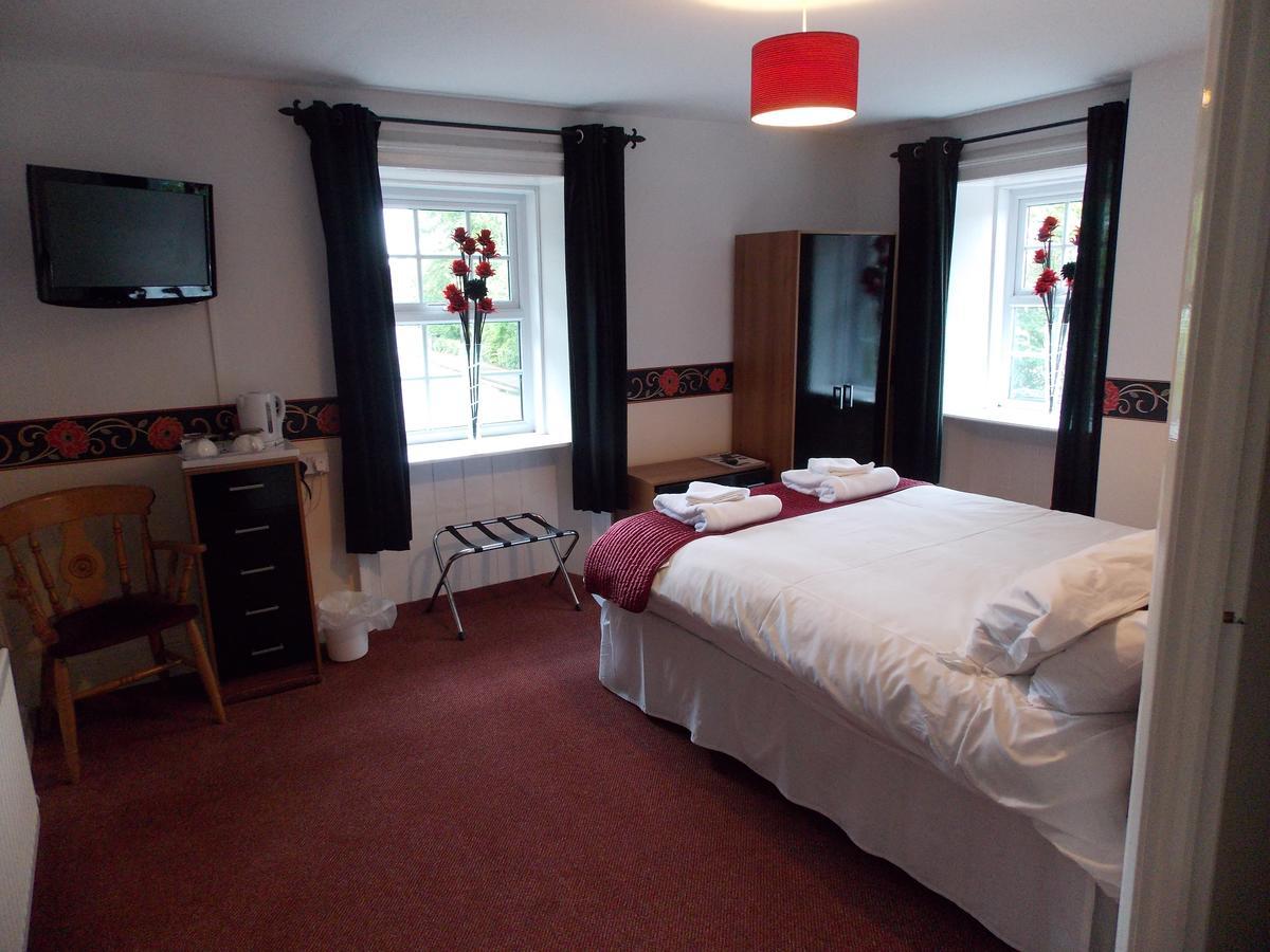 Cross Keys Hotel Canonbie Esterno foto
