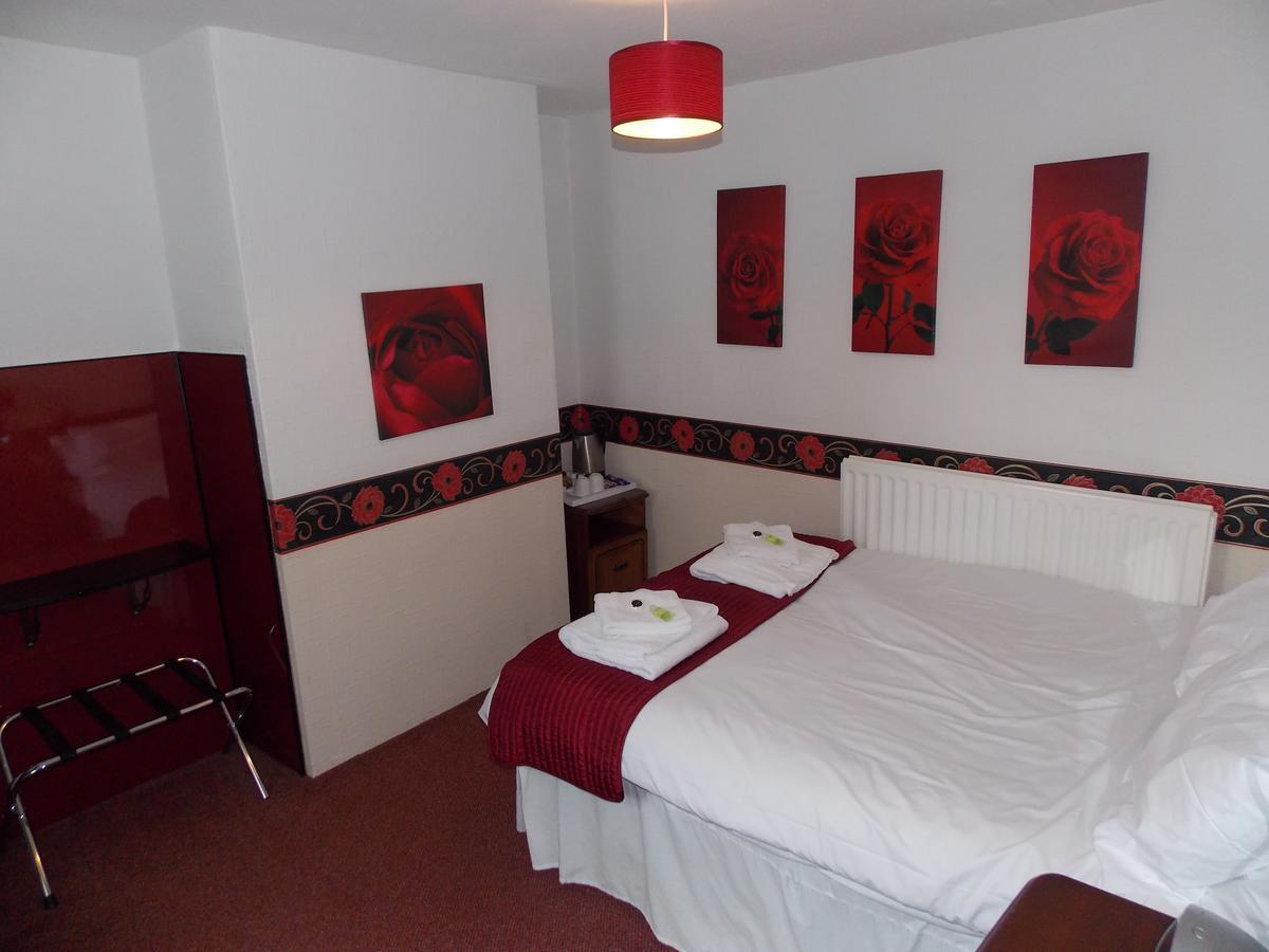 Cross Keys Hotel Canonbie Esterno foto