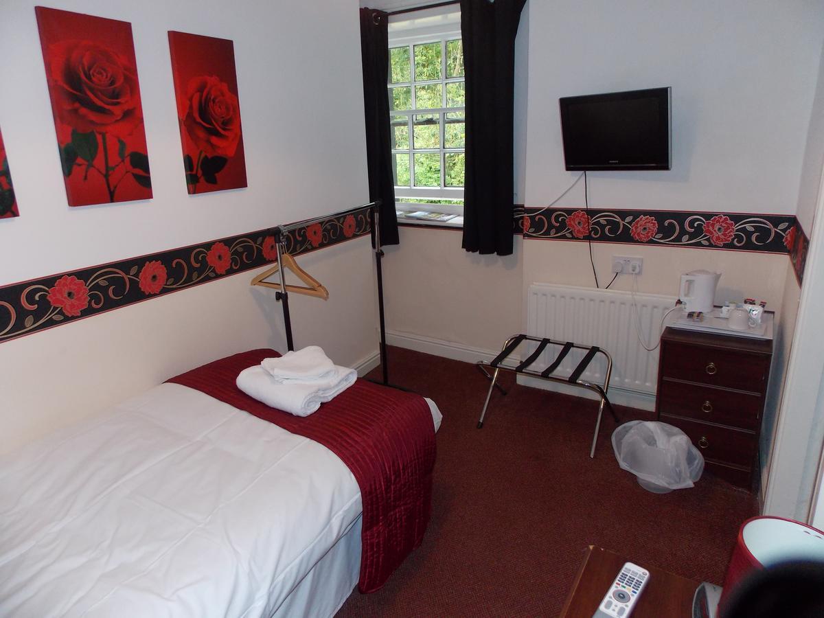 Cross Keys Hotel Canonbie Esterno foto