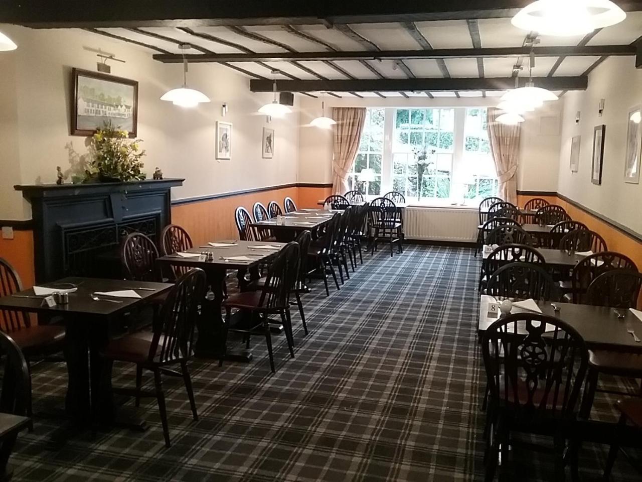 Cross Keys Hotel Canonbie Esterno foto